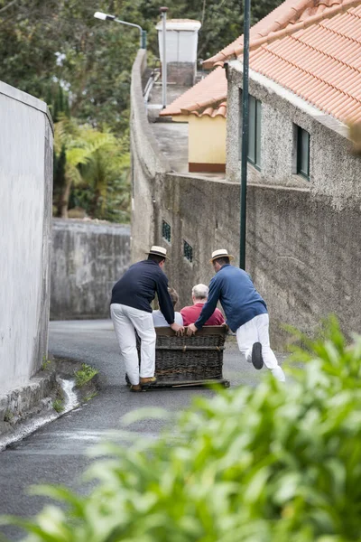 Traîneau Monte Traditionnel Sur Chemin Monte Funchal Centre Ville Funchal — Photo