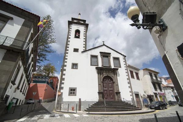 페드루 성당은 포르투갈의 마데이라 중심지에 Portugal Madeira April 2018 — 스톡 사진