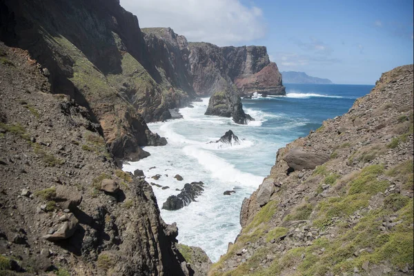 位于葡萄牙马德拉岛东部马德拉海岸Canical镇附近的Ponta Sao Lourenco景观 葡萄牙 马德拉 2018年4月 — 图库照片