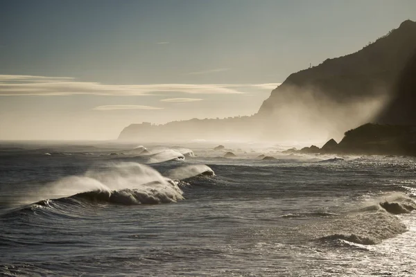 Vågor Och Vind Kusten Mellan Staden Porto Moniz Och Ribeira — Stockfoto