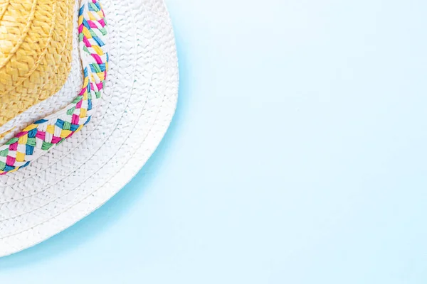 Straw Hat Pastel Blue Background Summer Concept Top View Flat — Stock Photo, Image