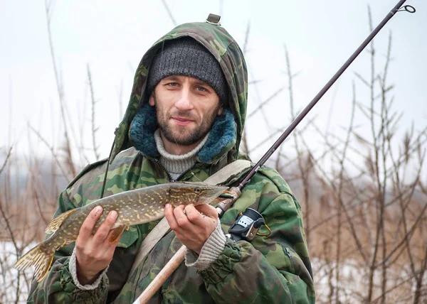 Balıkçı ile pike
