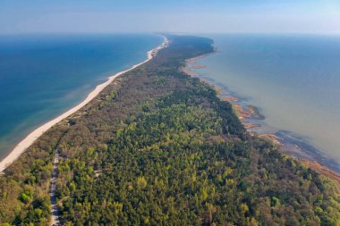 Yukarıdan Curonian Tükürüğü, ulusal parkın havadan görünüşü