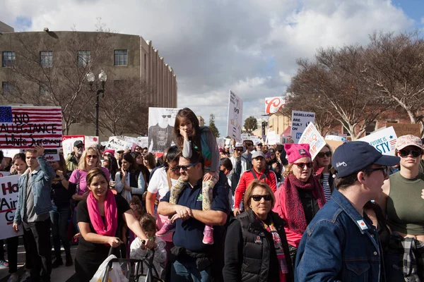 Santa Ana Usa Styczeń 2017 Niezidentyfikowani Uczestnicy Marszu Kobiet 2017 — Zdjęcie stockowe