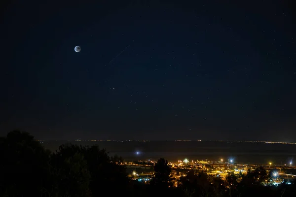 Ay aşaması ve en büyük astral birleşme.