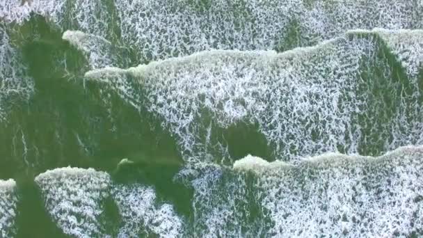 Vue Aérienne De L'océan Avec Des Vagues — Video