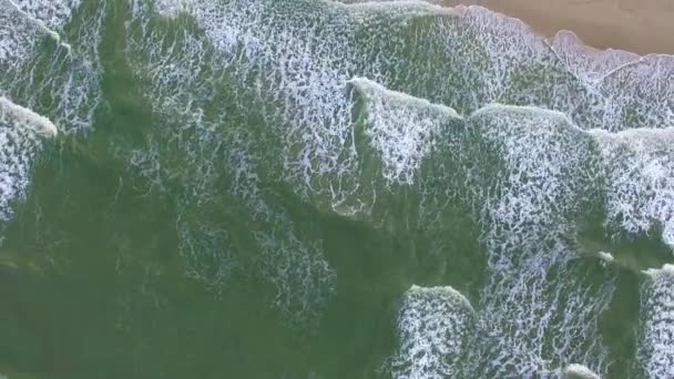 Aérienne : Vagues De Mer à La Plage 