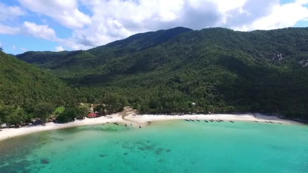 Vista aérea de la playa tropical en Paradise Island en Tailandia — Vídeos de Stock