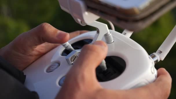 Handbediening Drone Remote Controller met Joystick — Stockvideo