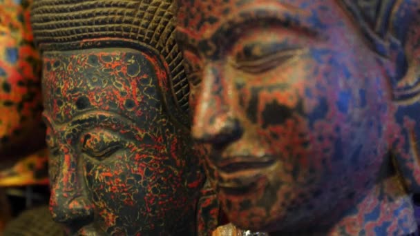 Gezicht van Boeddha Standbeeld Close-up — Stockvideo