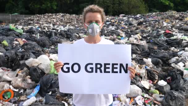 Ambientalismo, Movimento de Ecologia Ambiental. Reciclar e ir conceito verde . — Vídeo de Stock
