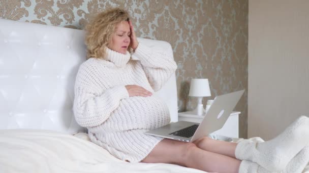 Sick Pregnant Woman Feeling Unwell Having Medical Consultation With Doctor Online. — Stock Video