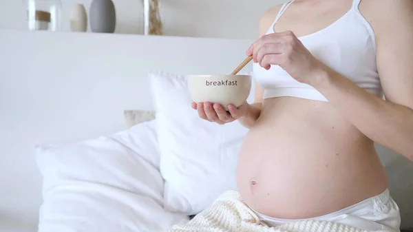 Alimentation pendant la grossesse : Manger sainement pendant la grossesse . — Photo