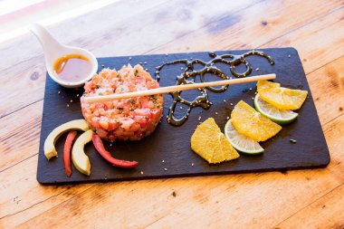 Ton Balığı Tartar Asya Tabağı