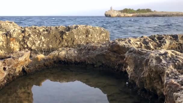 Mořská Krajina Majákem Pobřeží Středozemním Moři Včasná — Stock video