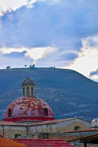 Vista Cupula Roja Cajamarca Peru — Fotografia de Stock