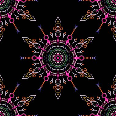 Duvar kâğıdı barok, İspanyol kumaşı. Siyah arka planda nötr, mavi ve morumsu bir süs. Kusursuz bir geçmişi var. Çiçeksiz desen.