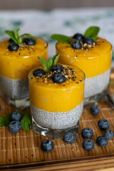 Fresh Mango Smoothie Blueberries Healthy Diet Nutrition Vegetarian Healthy Food — Stock Photo, Image