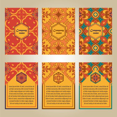 Vektör renkli broşür şablonları iş ve davet için ayarlayın. Portekizce, Talavera, Fas; Arapça; Asya süsler. Geometrik ve bitkisel motifler
