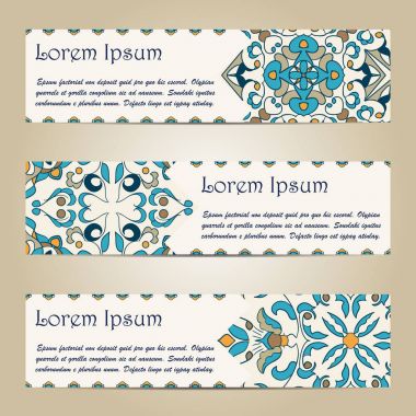 İş ve davet için renkli yatay afiş vektör ayarlayın. Portekizce, Azulejo, Fas; Arapça; Asya süsler