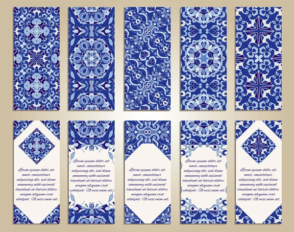 Conjunto vectorial de coloridos banners verticales para negocios e invitaciones. Portugués, Azulejo, marroquí; árabe; ornamentos asiáticos — Vector de stock