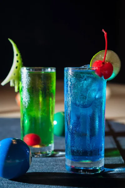 Mocktail Alkoholfreies Farbiges Getränk — Stockfoto