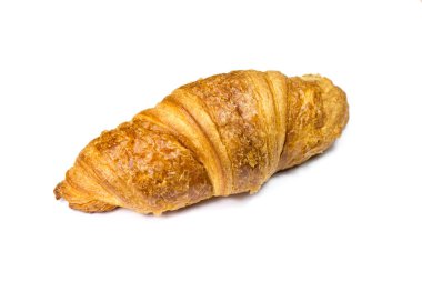 Beyaz arka plan üzerinde izole bir kruvasan
