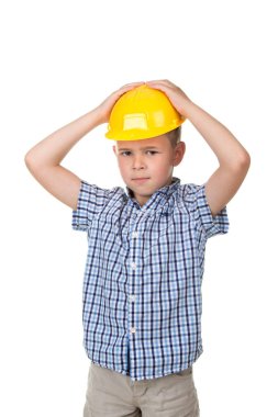 Çok güzel ciddi gelecekteki Oluşturucusu'nda sarı kask ve mavi checkred gömlek, beyaz arka plan üzerinde izole