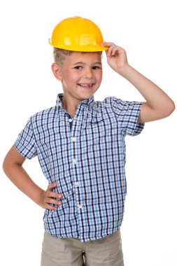 Duygusal portre sarı sabit hat bina giymiş yakışıklı boy gülümseyerek. Komik tatlı çocuk - mühendis.