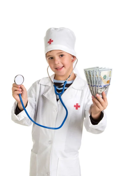 Boldog orvos a pénzzel a kezében. Jó az orvosok fizetését — Stock Fotó