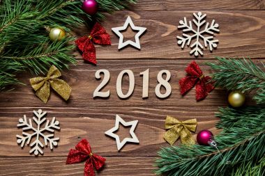 Yeni bir gelecek 2018 yıl için orijinal şirin dekorasyon