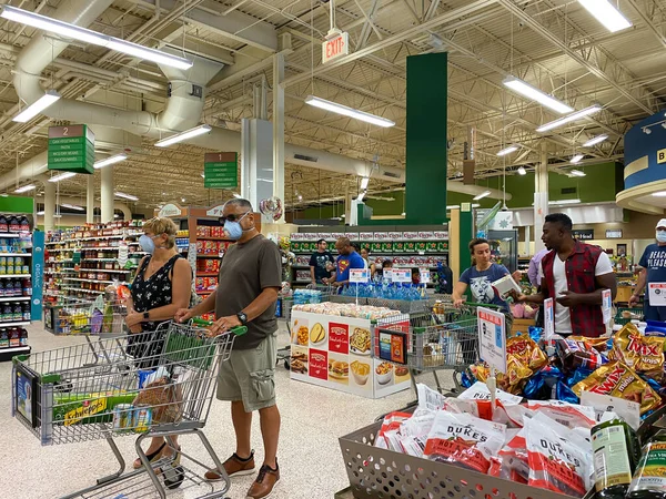 Orlando Usa Las Largas Colas Tienda Comestibles Típica Con Carros — Foto de Stock