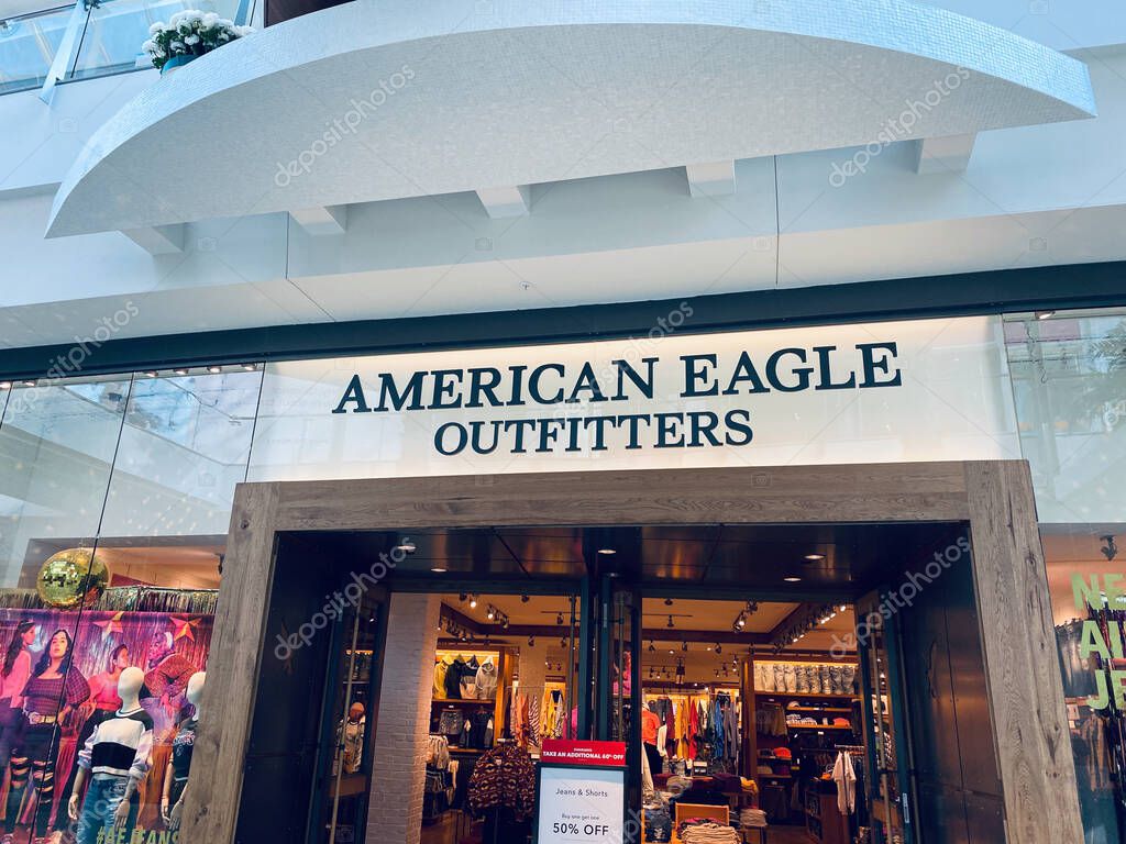 Orlando Usa Negozio Abbigliamento American Eagle Centro Commerciale Coperto  American — Foto stock editoriale di © Jshanebutt #369819418, image size:1024x768