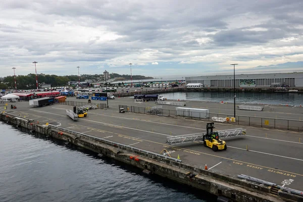 Victoria Canada Hyser Forklift Moving Boat Dock — стокове фото