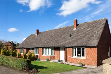 İngiliz kırmızı tuğla bungalov