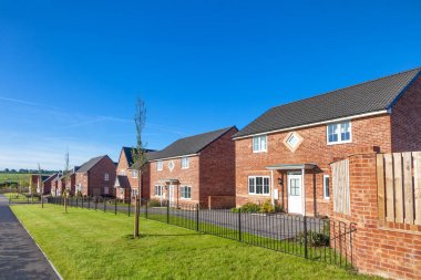 İngilizce Sokağı'nda göster 