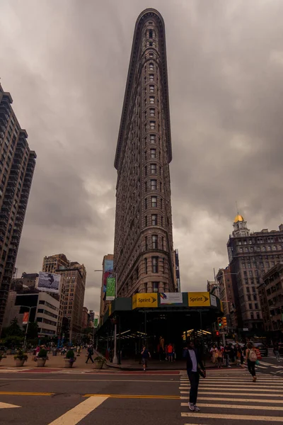 New York Usa Luglio 2019 Flat Iron Building Cloudy Day — Foto Stock
