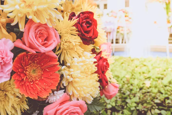 オレンジ花の花束 — ストック写真