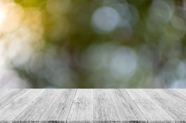 Soyut bokeh doğa ile ahşap Teras