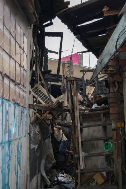 Yangın yangın hasar