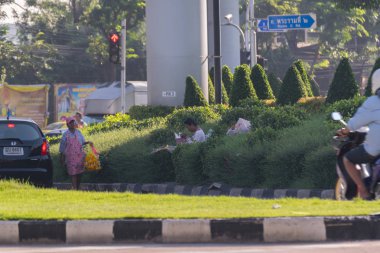 Garland yolda satış çiçek