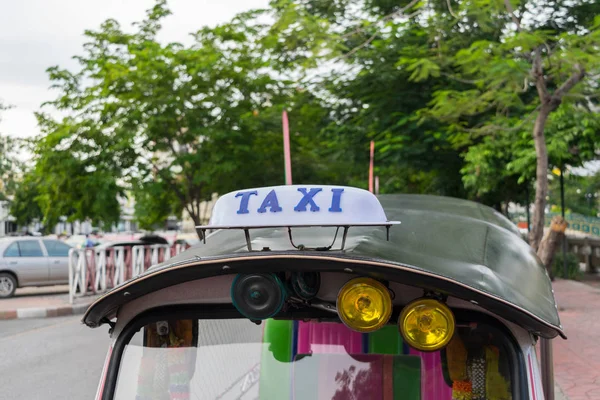 Taxi thaïlandais TukTuk — Photo