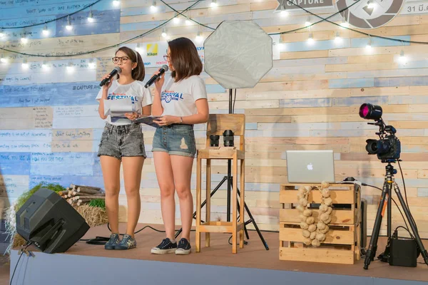 Asya kadın Mc olaydır