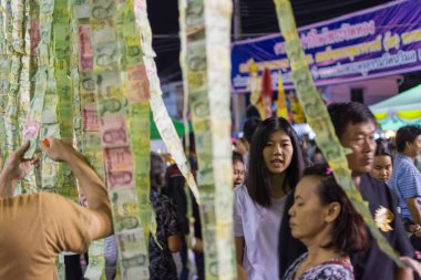 Tay Budizm bağış para banknot