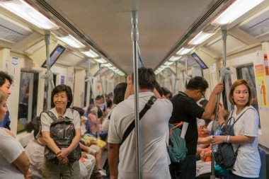 MRT metro treni