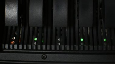Bilgisayar sunucu sabit disk Led hata uyarı işareti