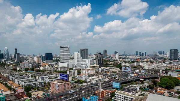 Cityscape com via expressa e tráfego de Bangkok — Fotografia de Stock