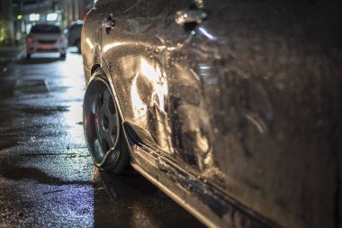 Yoldaki araba kazasından.