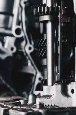 Demonte araba kirli motor ve vites Garage