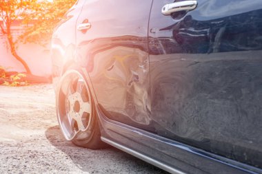 Yoldaki araba kazasından.